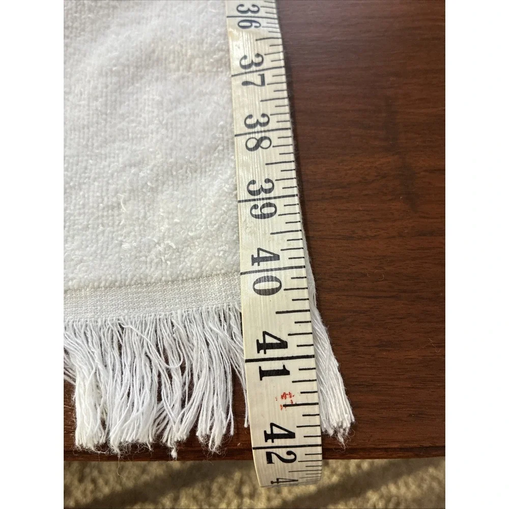 VTG Set Of 2 White W/ Gold  